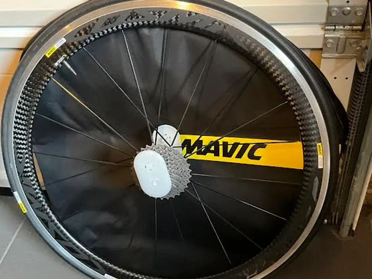 Billede 1 - Hjulsæt Racer Mavic Black Cosmic Pro Carbon