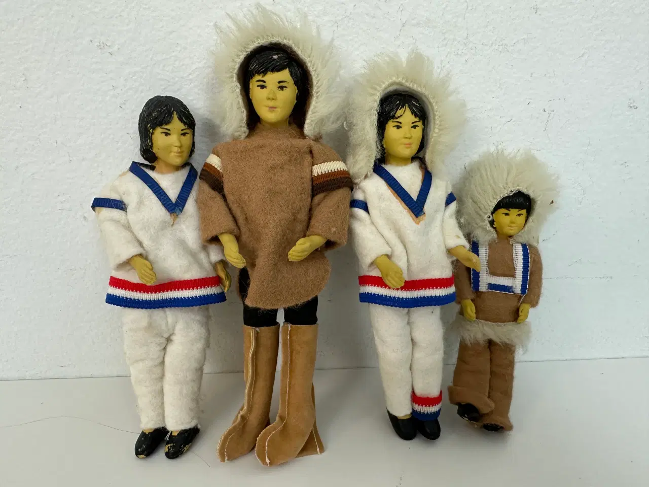 Billede 6 - Grønlandsk dukke familie (vintage)