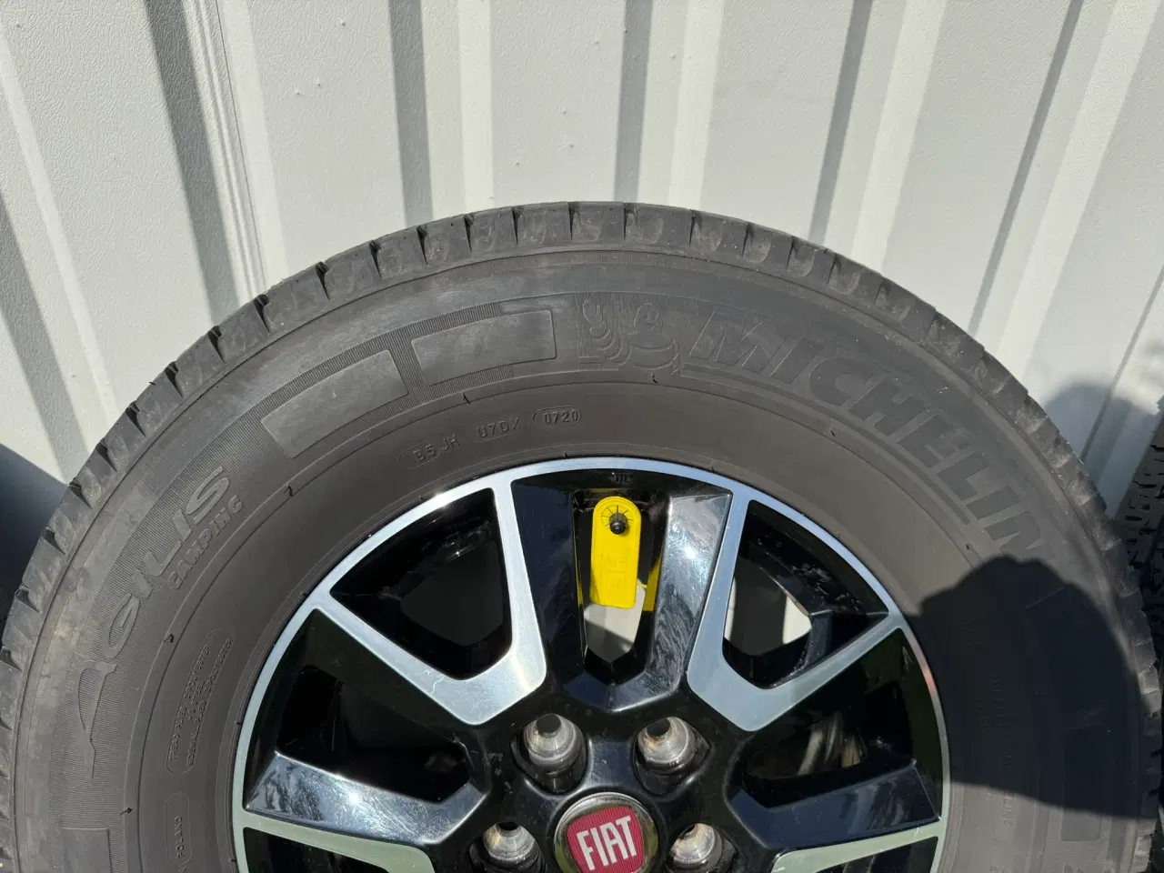 Billede 2 - Fiat Ducato 16" alu-fælge og dæk, originale