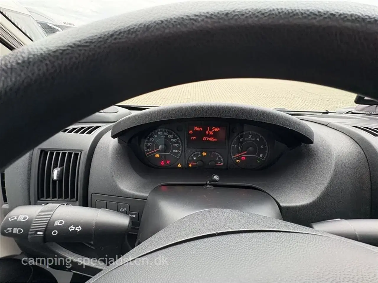 Billede 6 - 2015 - Dethleffs Trend T 6617 ST Dethleffs Trend ST 6617 model 2015 - kan nu ses hos Camping-Specialisten.dk