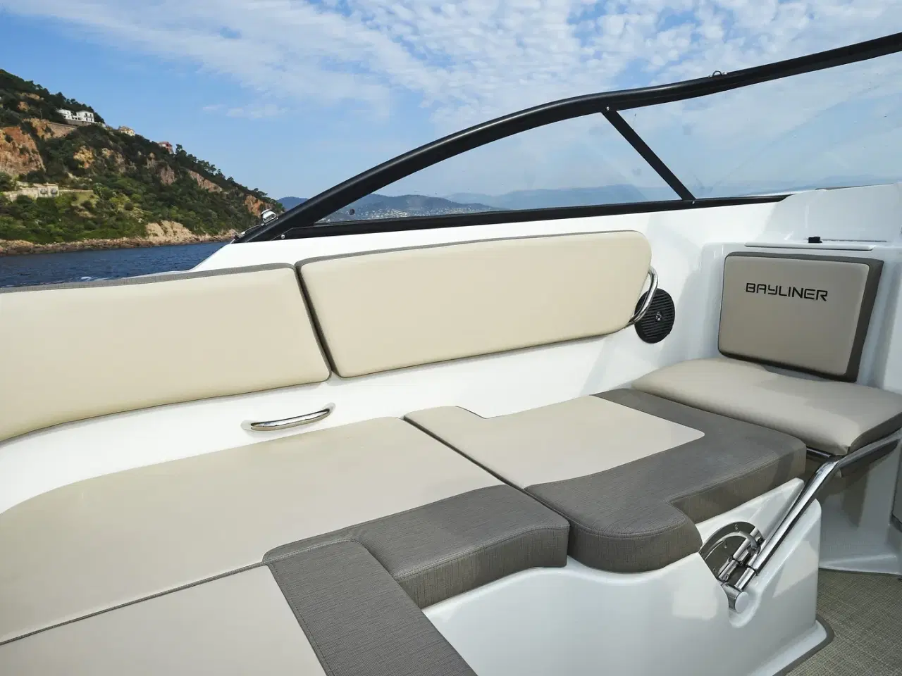 Billede 2 - Bayliner VR5 Cuddy med F150 Mercury-EFI XL 3,0L  - inkl. udstyr - TILBUD