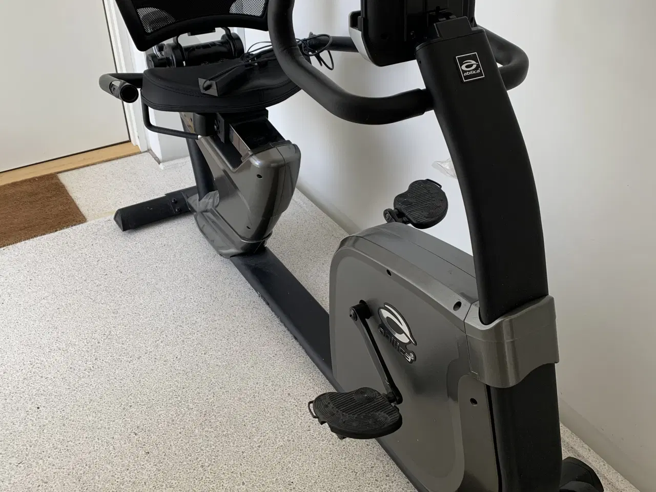 Billede 1 - Siddecykel motionscykel - lav indstigning ABILICA