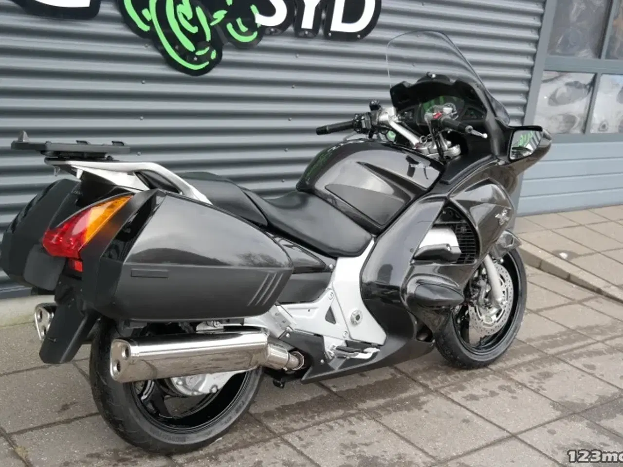 Billede 3 - Honda ST 1300 Pan European MC-SYD       BYTTER GERNE