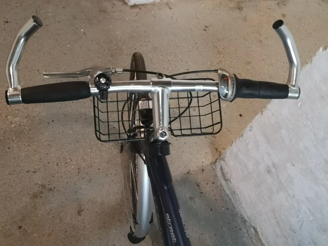 Billede 14 - KILDEMOES  28"  65cm højt   7 gear...  ny