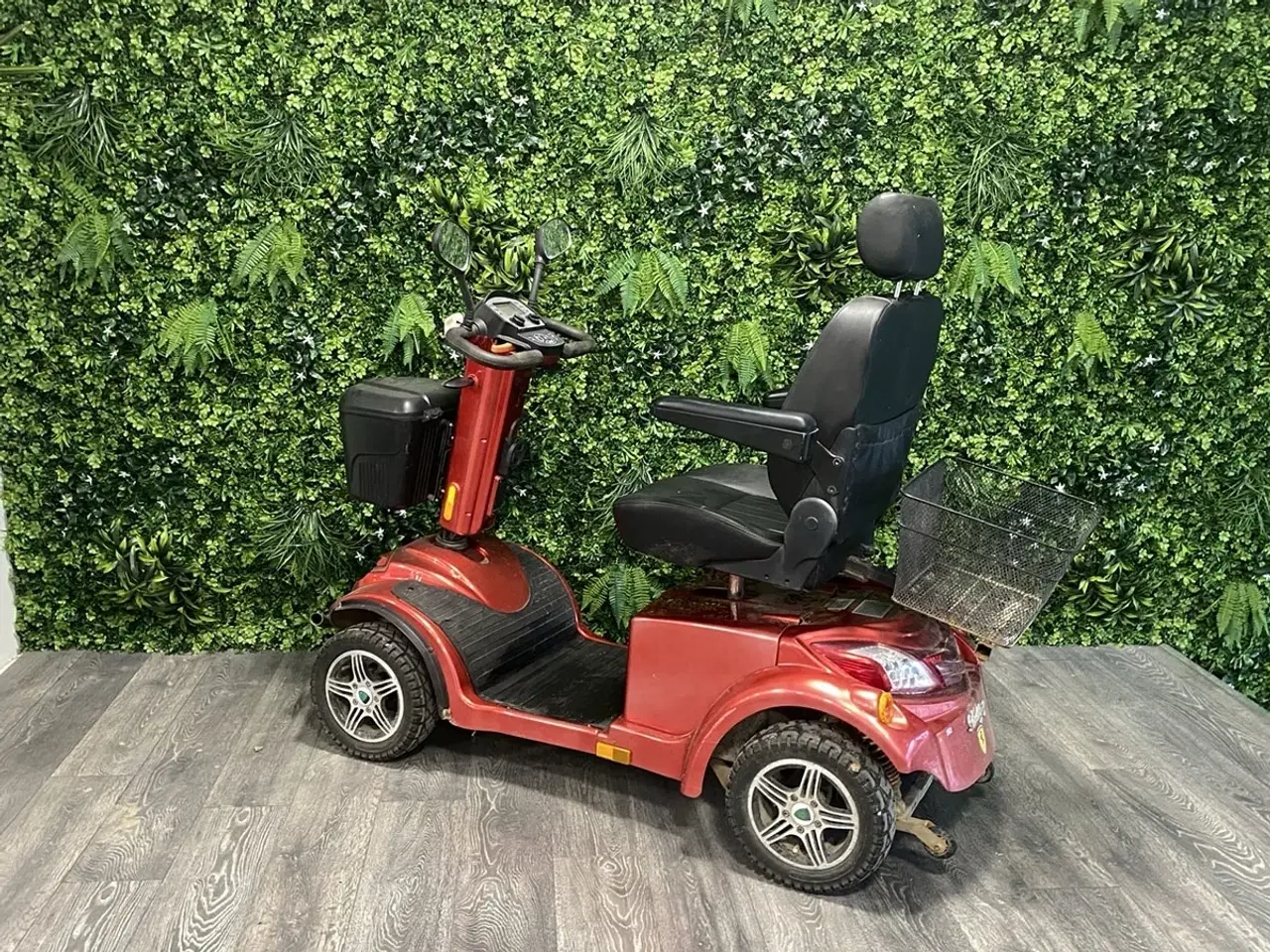 Billede 2 - LM-700 rød