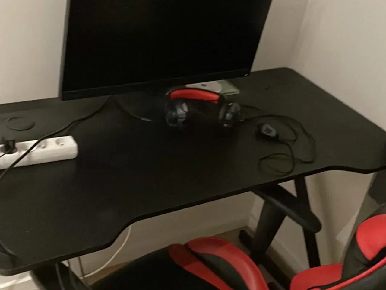 Billede 1 - Gaming stol, gaming headset, gaming bord, skærm