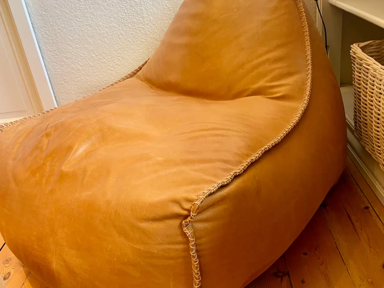 Billede 2 - Luna Lounge Chair + Pouf fra SACKit 