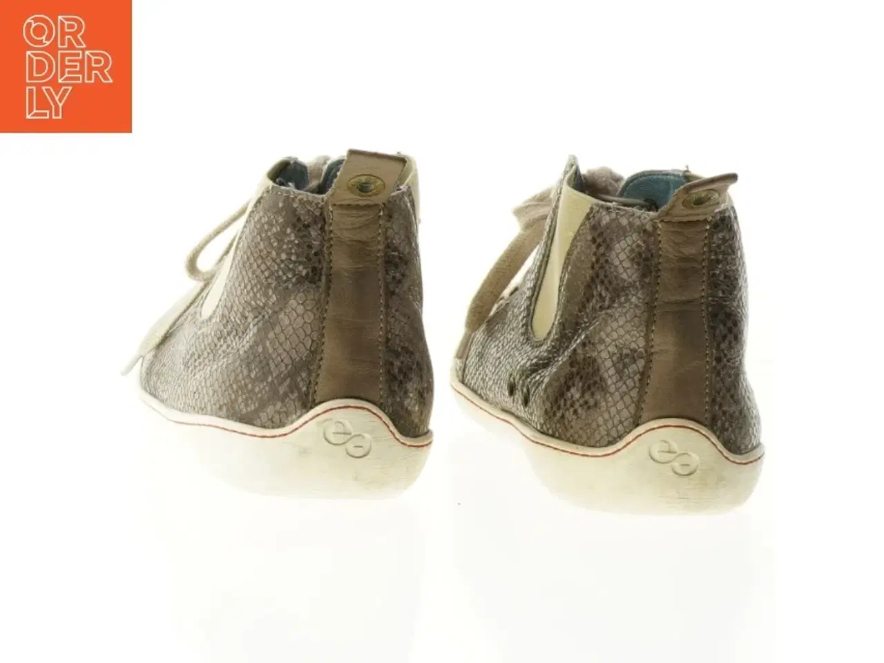 Billede 5 - Brugte damesneakers med slangeskindslook