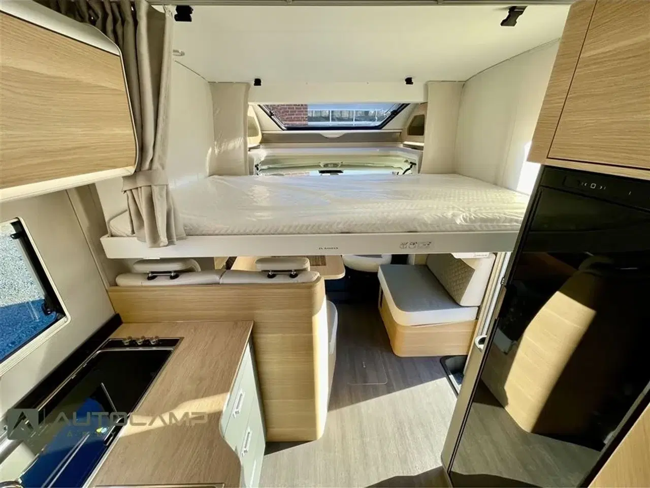 Billede 17 - 2026 - Adria Matrix M670