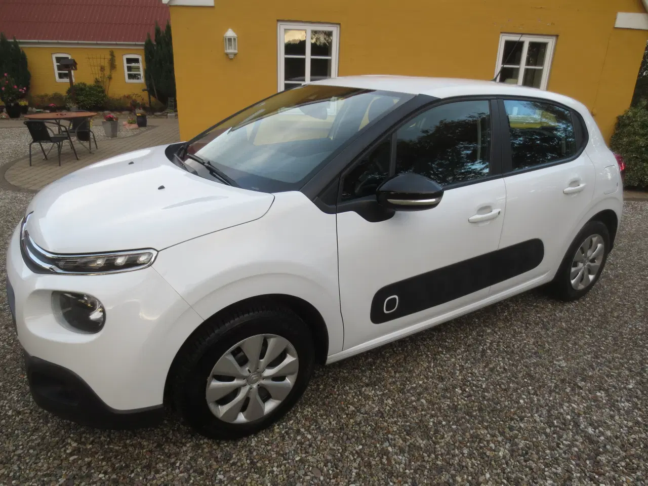 Billede 10 - Citroen C 3 1.2 i 82 Hk Årg 2017 Nysynet 