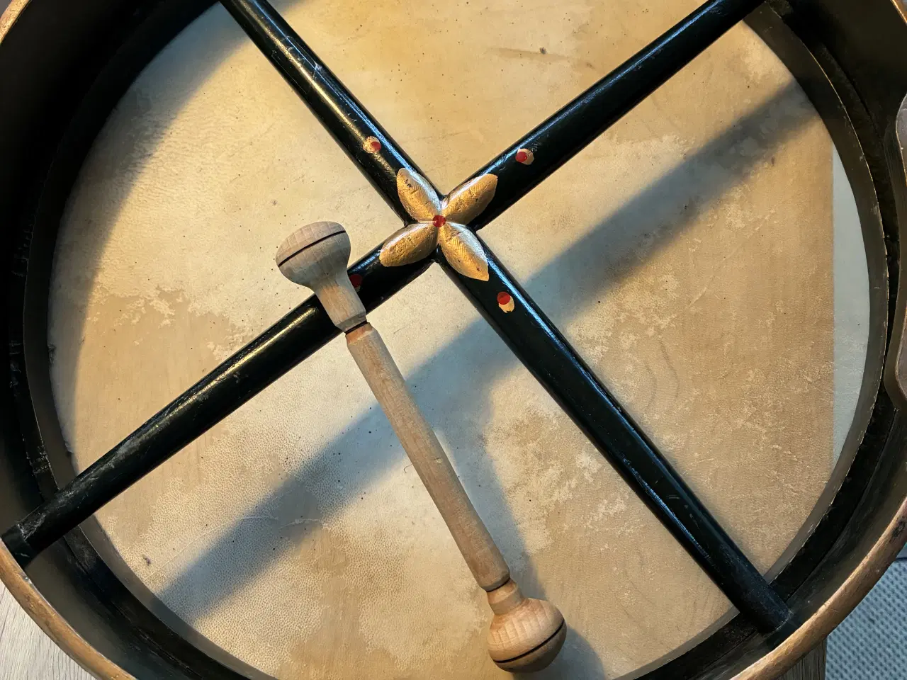 Billede 2 - Irsk bodhrantromme, som ny.