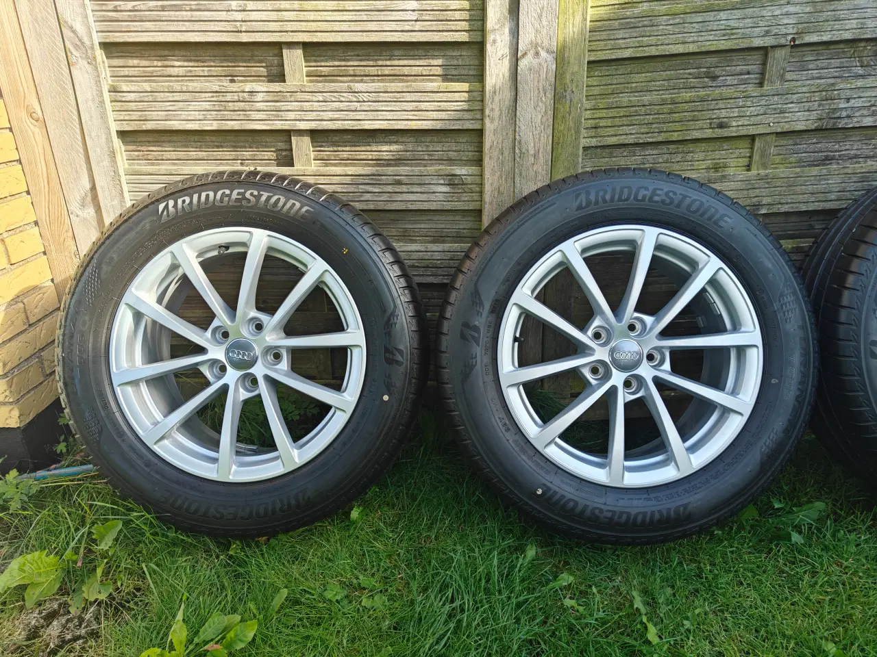 Billede 6 - Audi 17 255/60R17 Bridgestone sommerdæk 2600kr