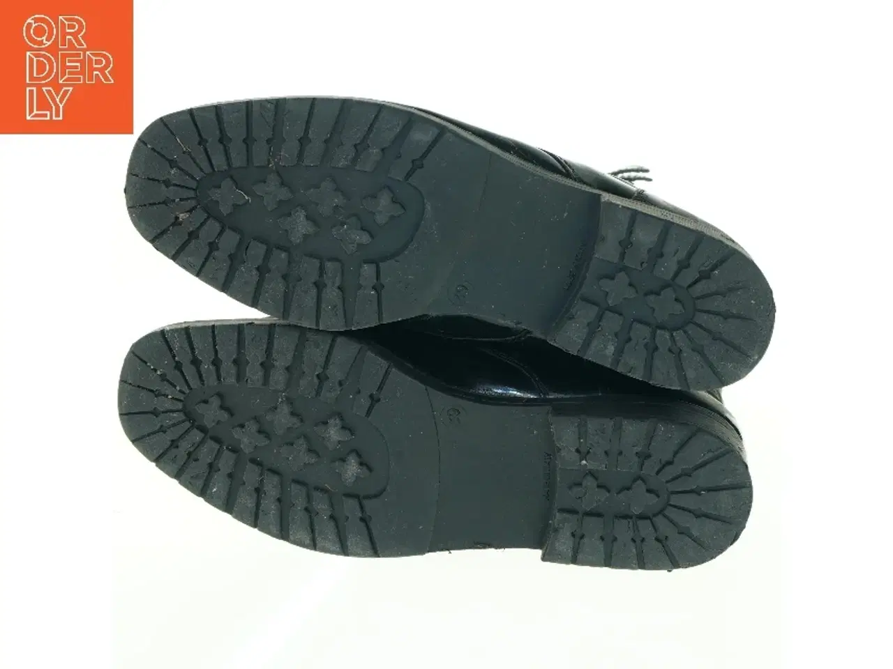 Billede 2 - Sorte snørestøvler med spænder (str. 39)