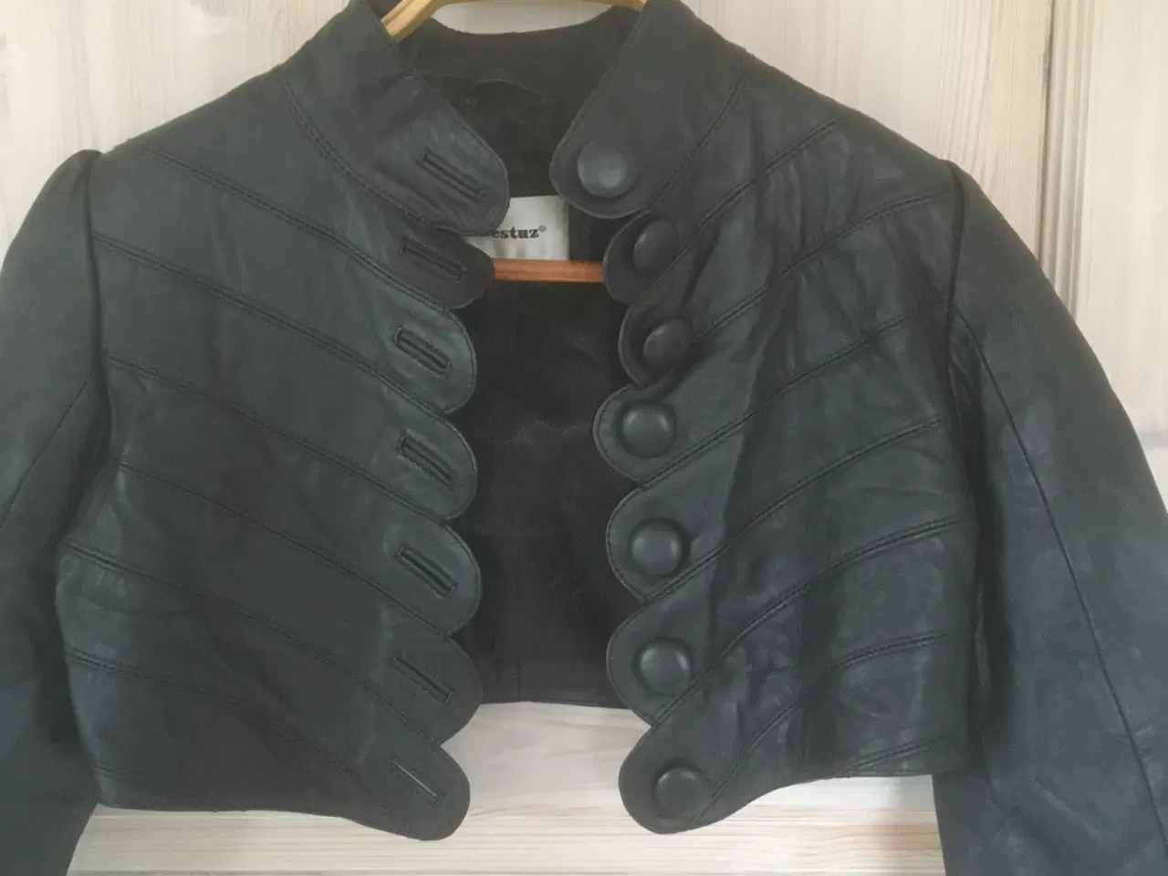 Billede 3 - Læder jakke fra Gestuz