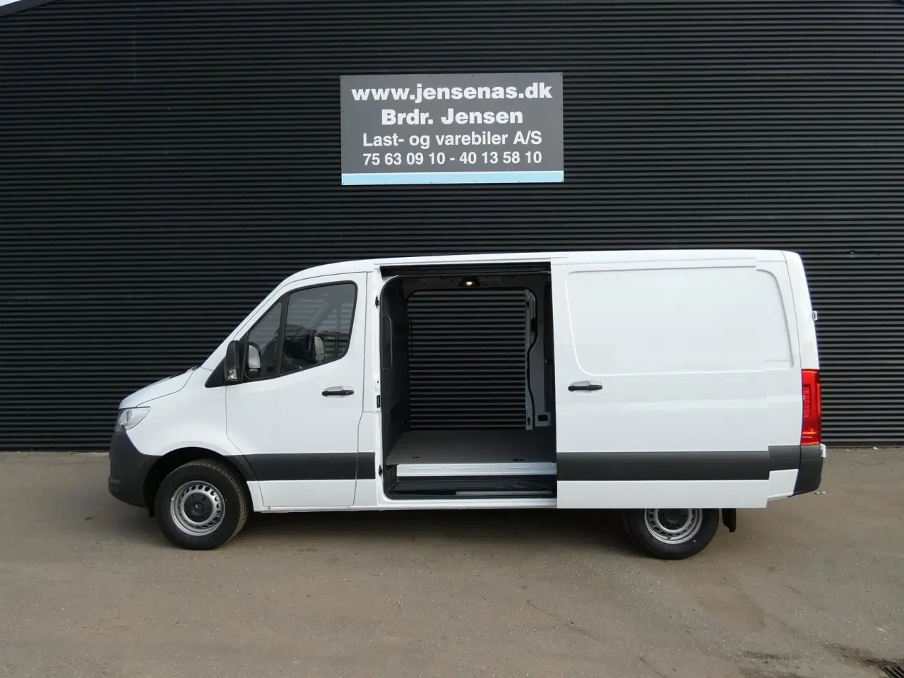 Billede 1 - Mercedes-Benz Sprinter 317 2,0 CDI A2 H1 RWD 9G-Tronic 170HK Van Aut.