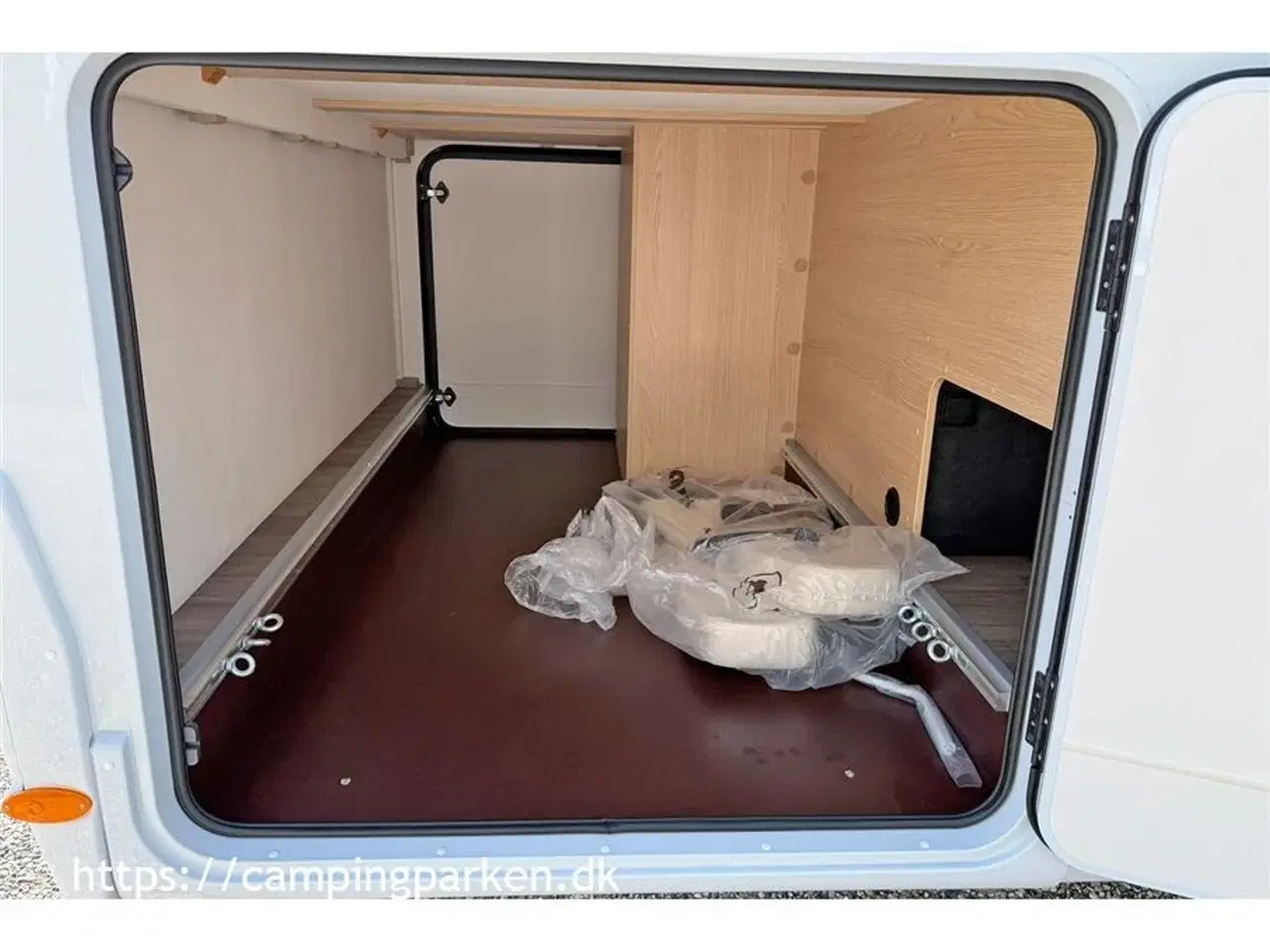 Billede 15 - 2025 - SunLight T 69 LC Adventure   Sunlights populære model i Adventure, med face-to-face, automatgear og meget udstyr