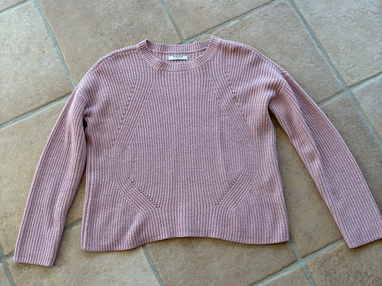 Billede 1 - Pieces sweater str. XS