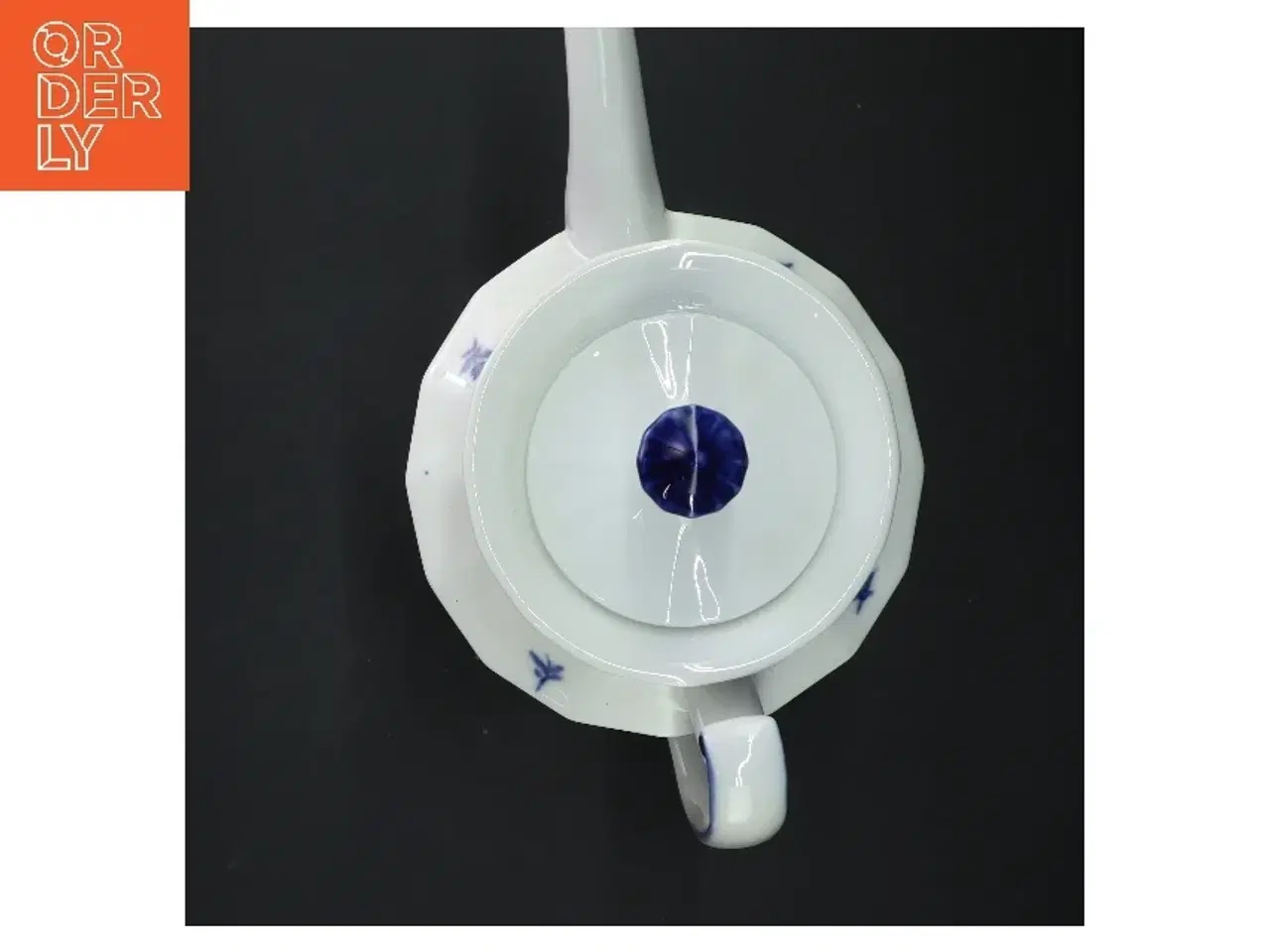 Billede 6 - Porcelæns kaffekande med blå blomst fra Royal Copenhagen (str. 24 cm)