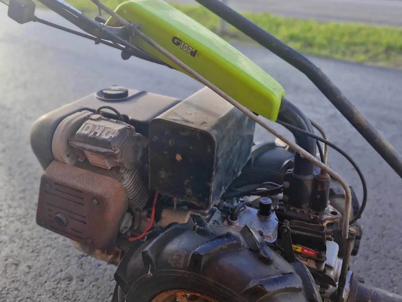 Billede 4 - Grillo G107d 2-Hjulet Traktor med kost