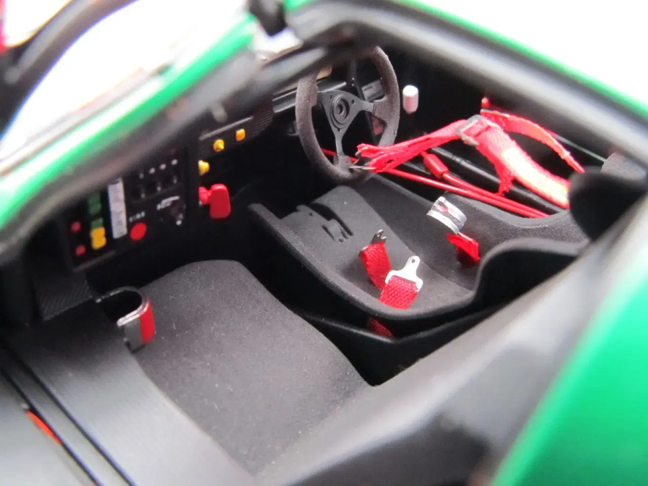 Billede 4 - 1991 Mazda 787B Le Mans 1:18  Yderst sjælden 