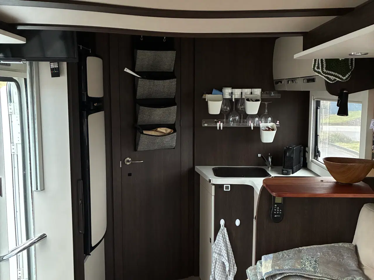 Billede 7 - Benimar Tessoro 487 NK – 2020 Off-grid luksus, høj