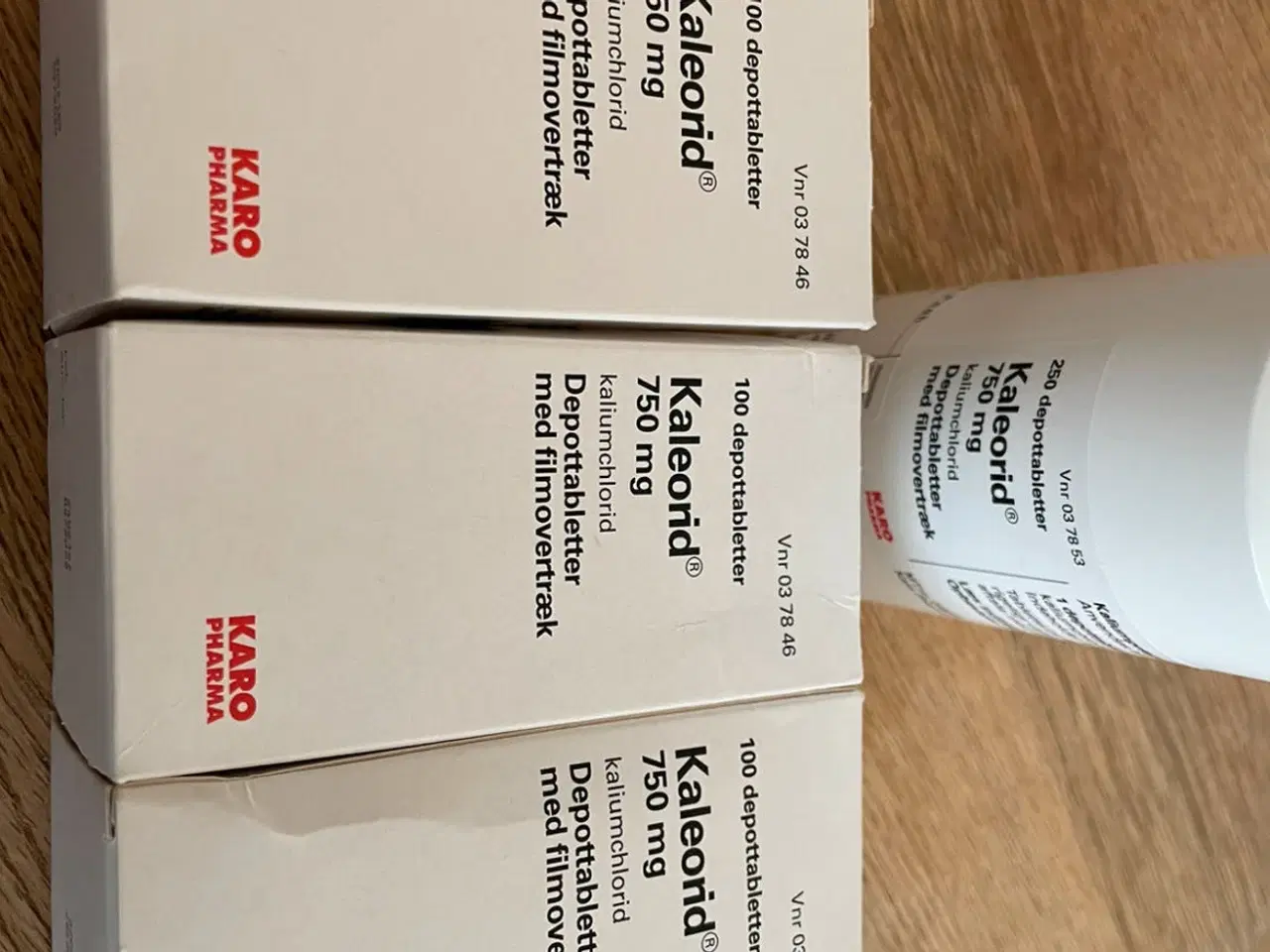 Billede 2 - 4 dåser/550 stk. Kalk tilskud  