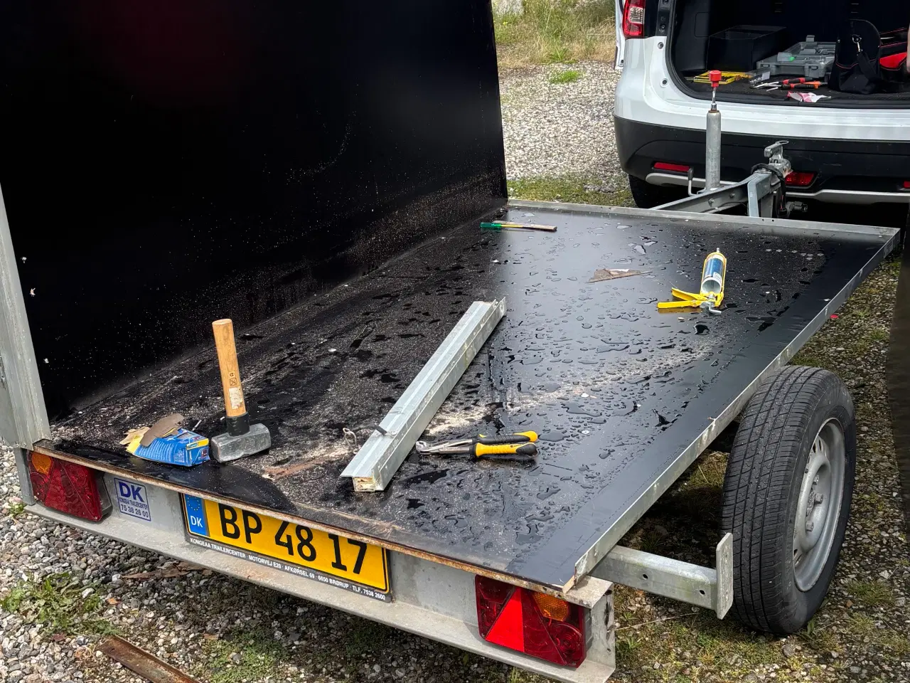 Billede 7 - Lukket trailer 750 Kg