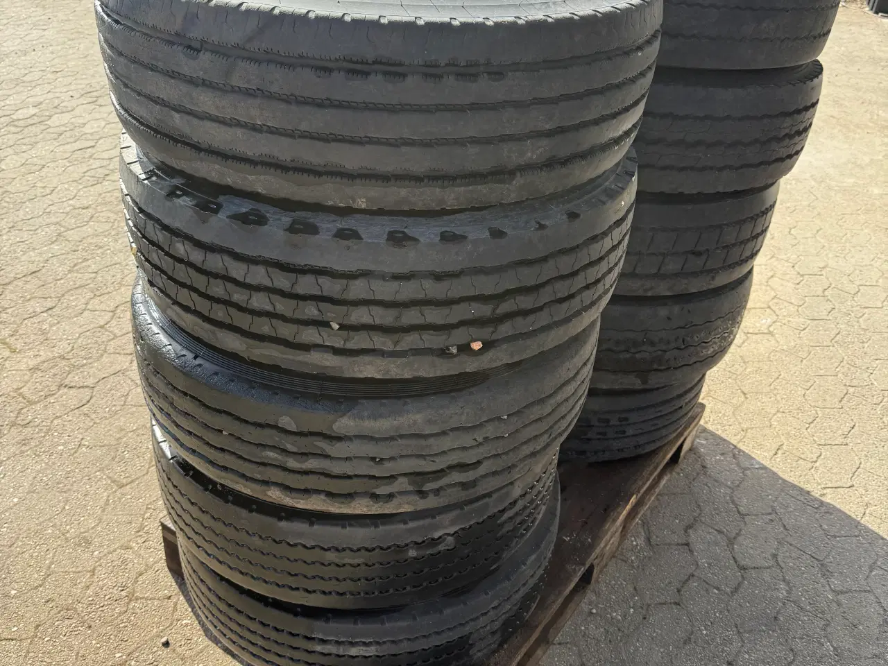 Billede 4 - Trailer hjul / Blokvogn  275/70-17.5 10 