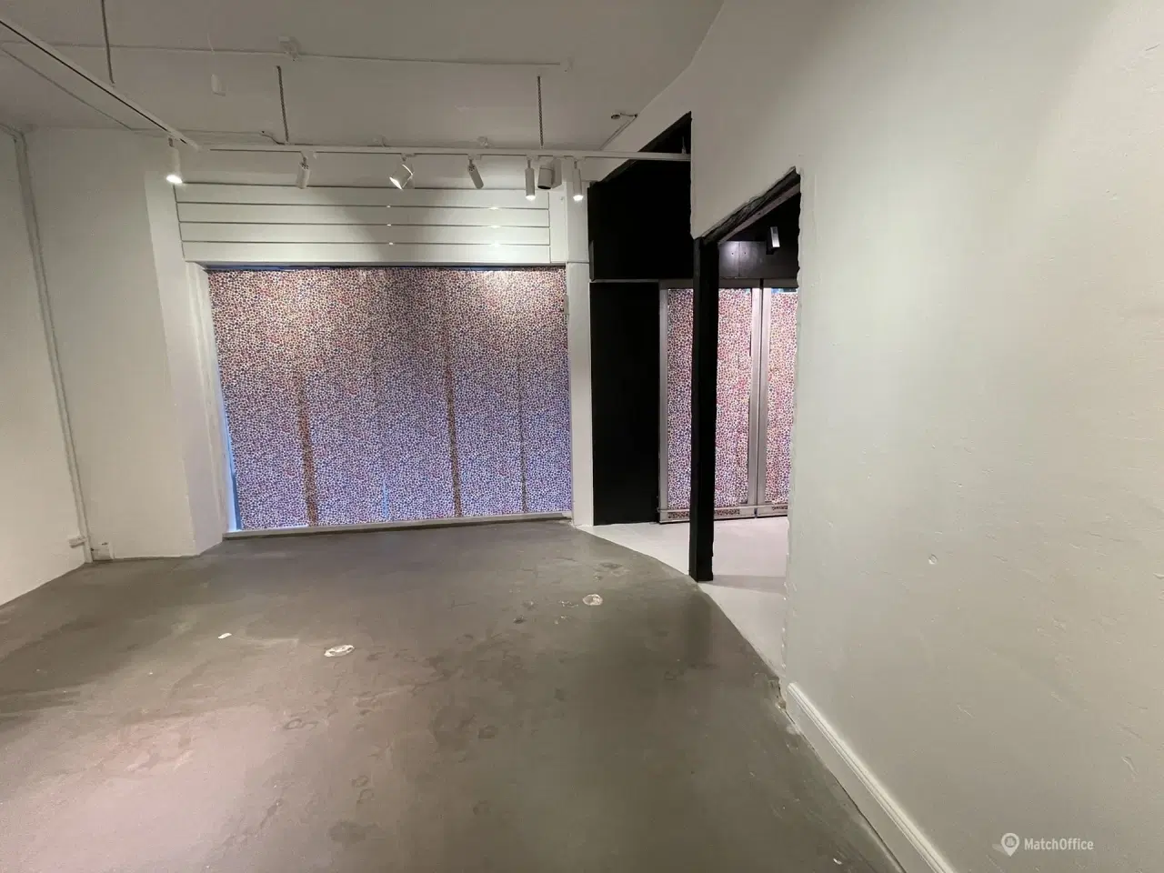 Billede 2 - Central placering i Odder