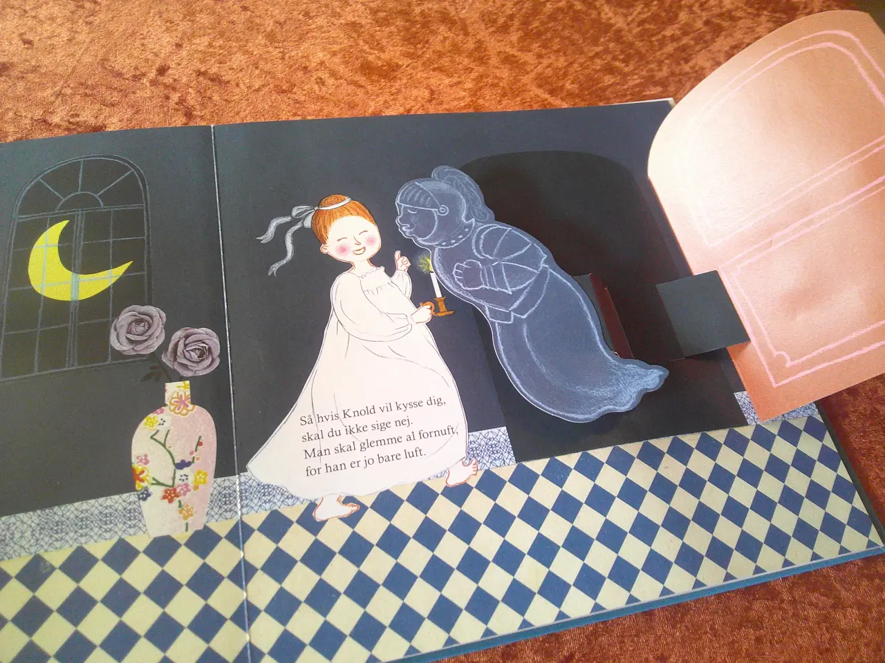 Billede 5 - På besøg hos prinsesse Puf, Dina Gellert