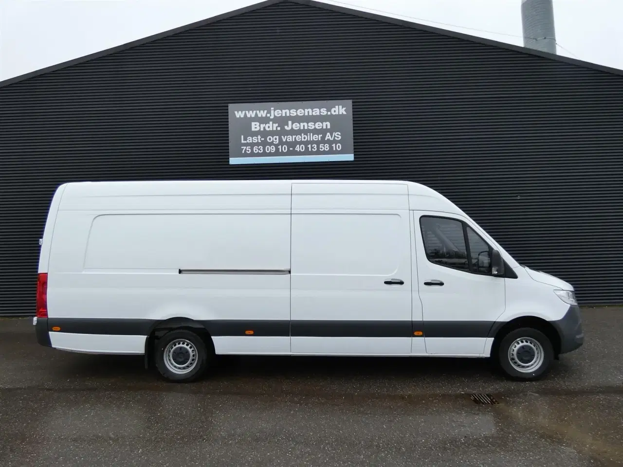 Billede 1 - Mercedes-Benz Sprinter 317 2,0 CDI A4 H2 RWD 9G-Tronic 170HK Van Aut.
