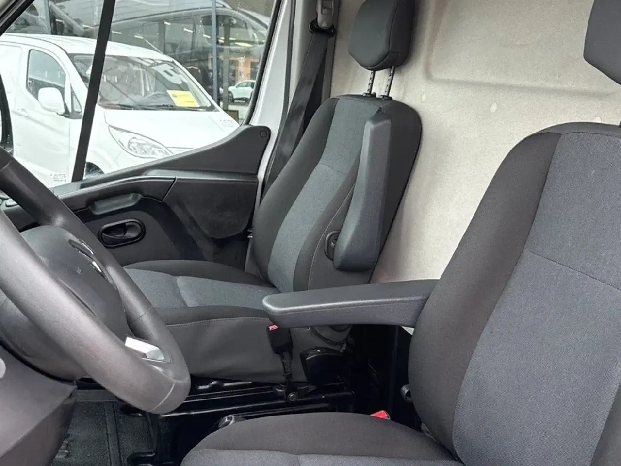 Billede 18 - Renault Master IV T33 2,3 dCi 135 L2H2 Kassevogn