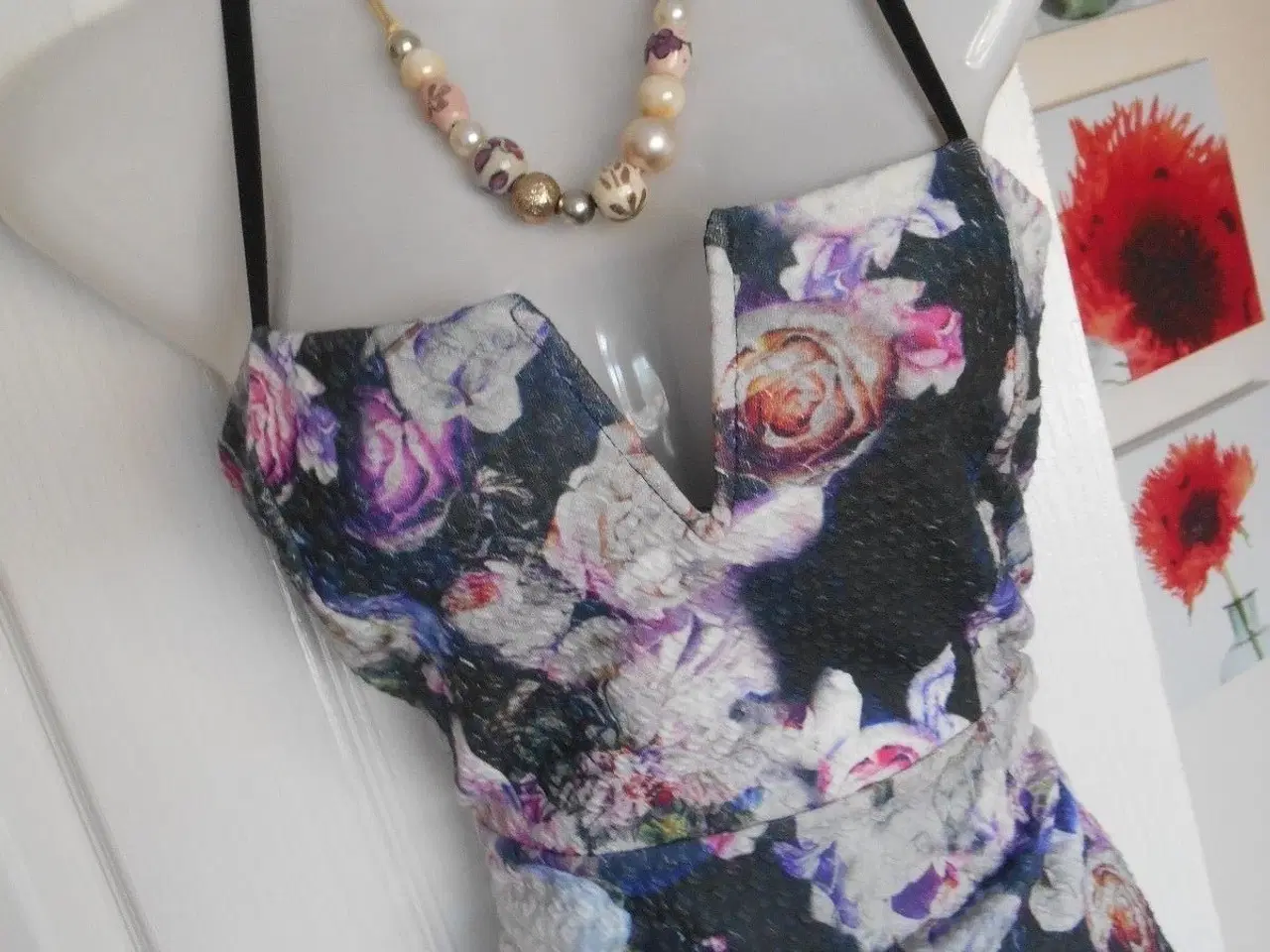 Billede 2 - Kjole-Bodycoon fra Jane Norman/ str: 38-40