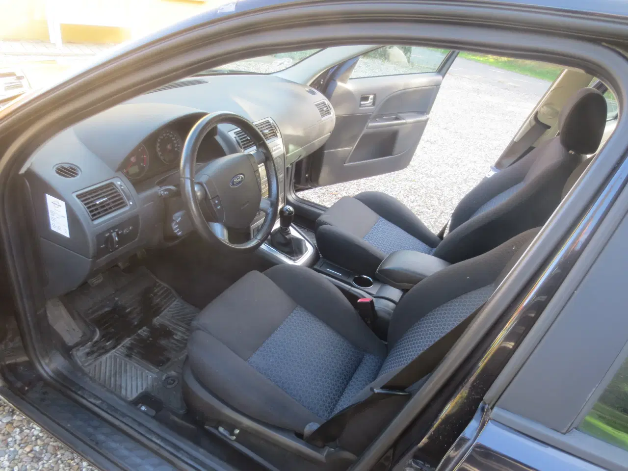 Billede 13 - Ford Mondeo 2.0 i 4 Døres synet 2024.