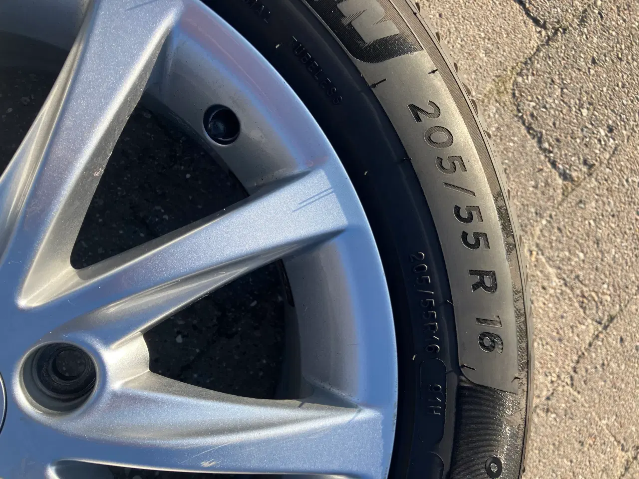 Billede 8 - Honda 16” org alufælge 