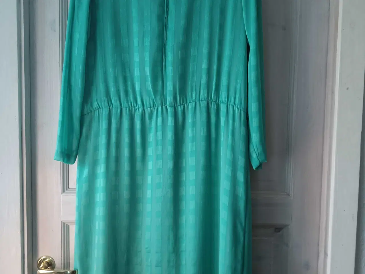 Billede 5 - Gäsler grønt feste kjole 42str 