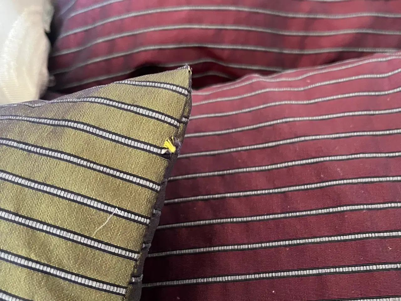 Billede 11 - 9 eksklusive Lene Bjerre pyntepuder – alle med dun