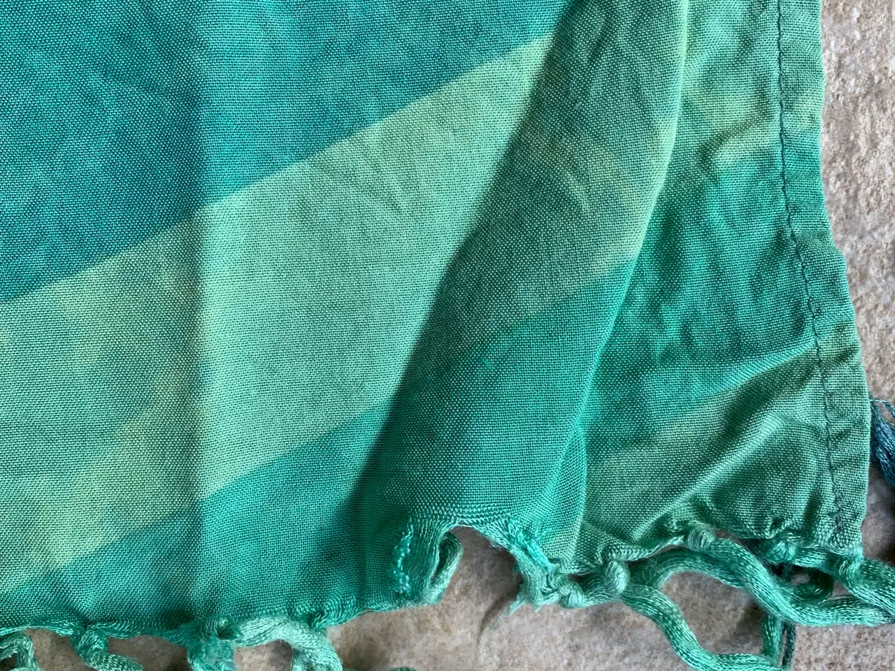 Billede 4 - Løgagers tørklæde i let stof