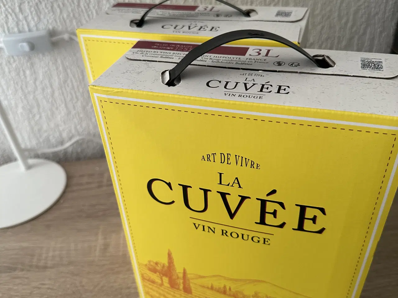Billede 1 - 2 x 3 liter La Cuvée vin sælges