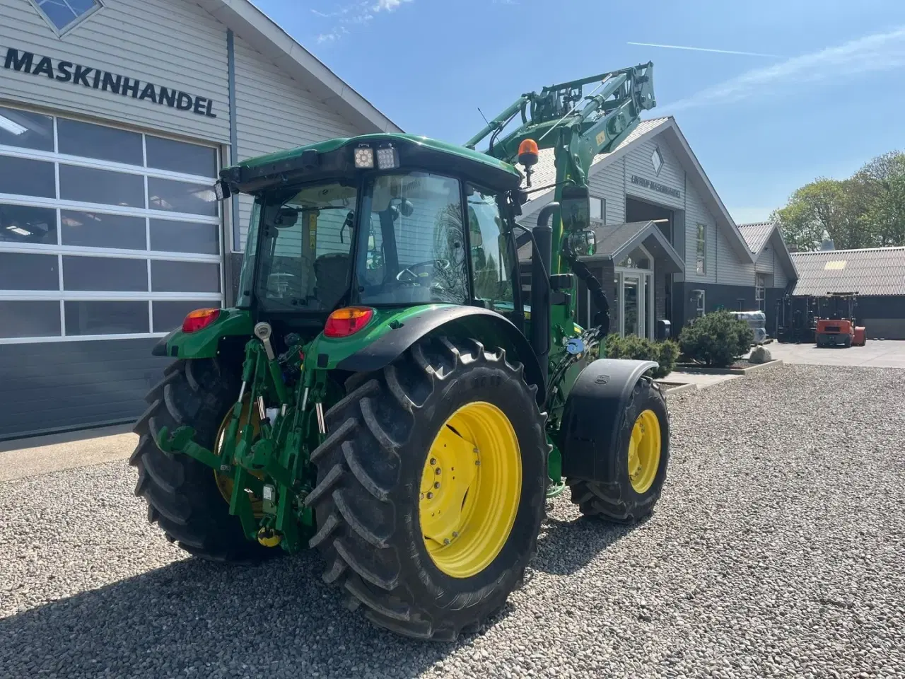 Billede 13 - John Deere 5115M Med frontlæsser, som ny