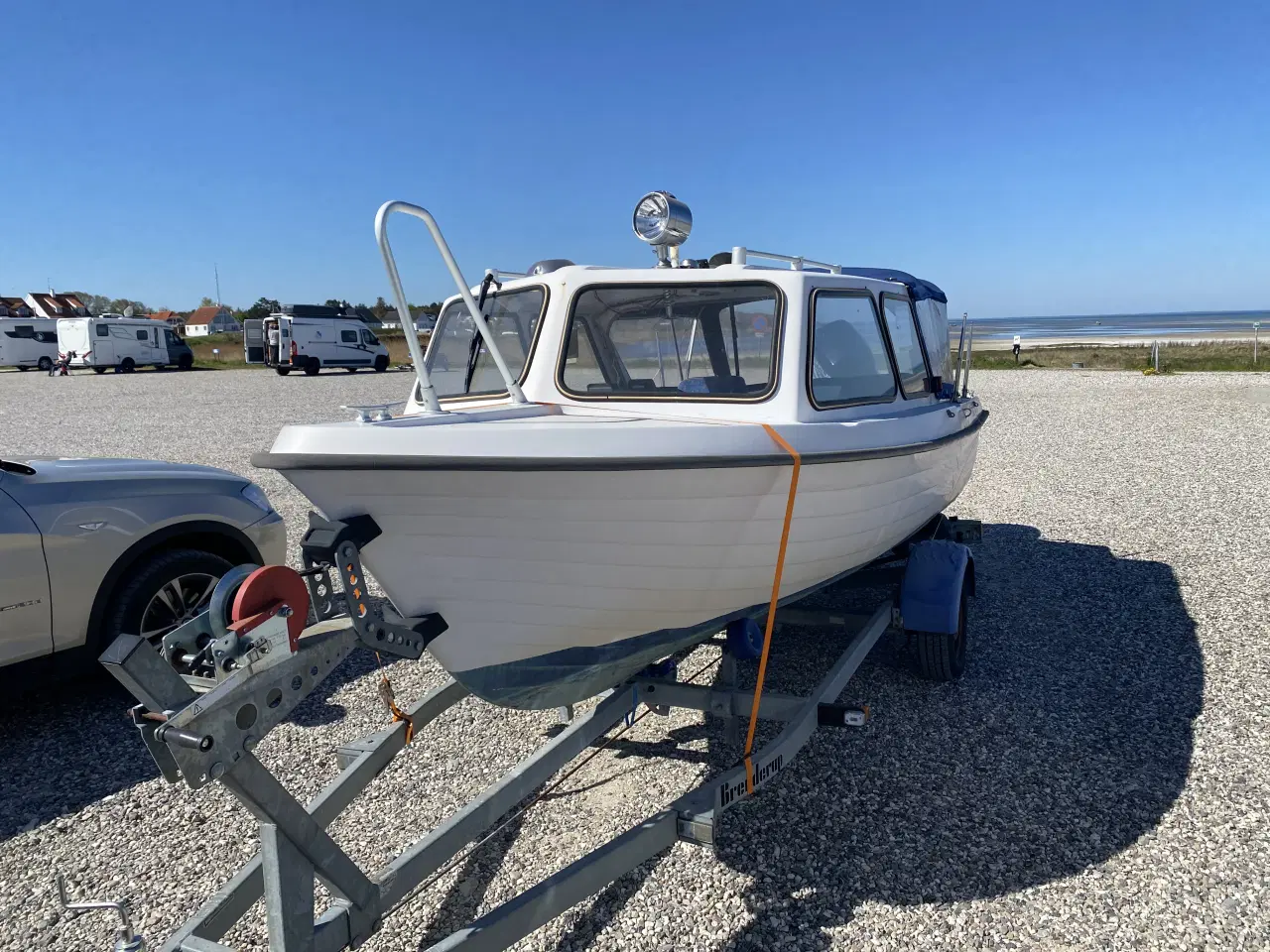 Billede 1 - Bella 530 HT med trailer
