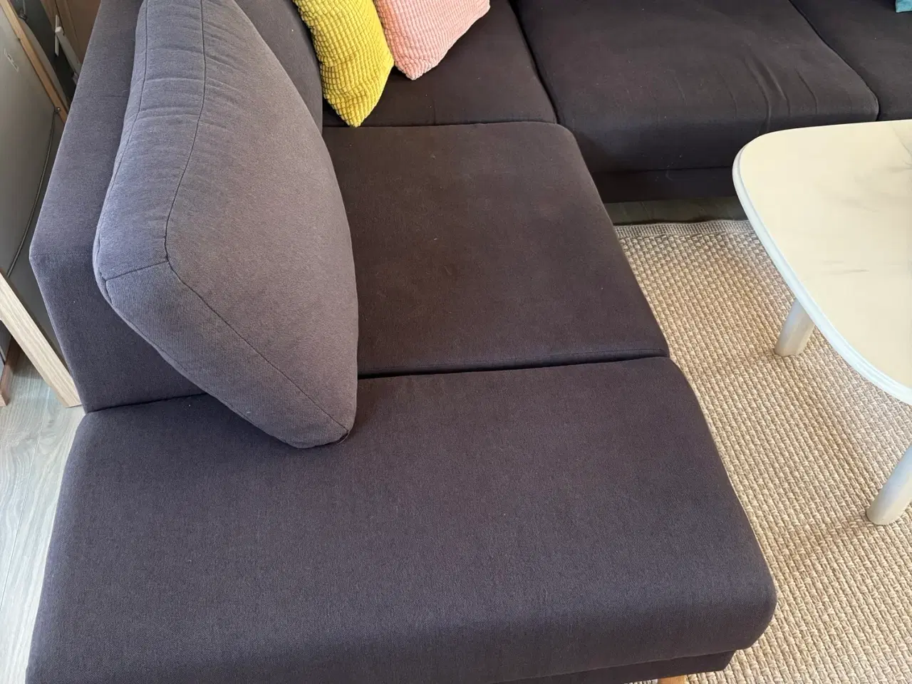 Billede 7 - Hjørnesofa med bord