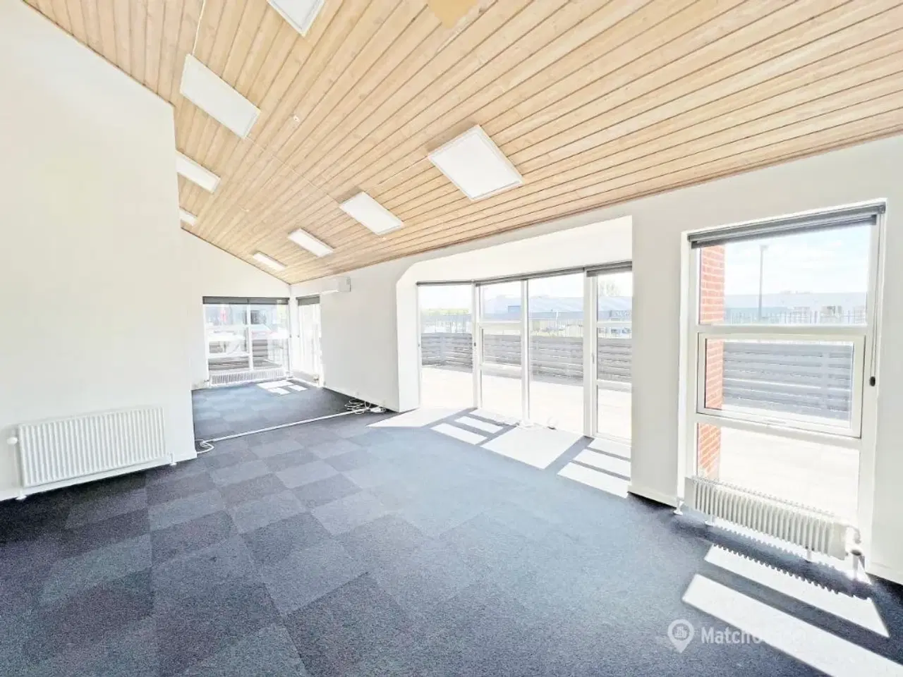 Billede 3 - Velbeliggende kontor med egen parkering lige ved døren