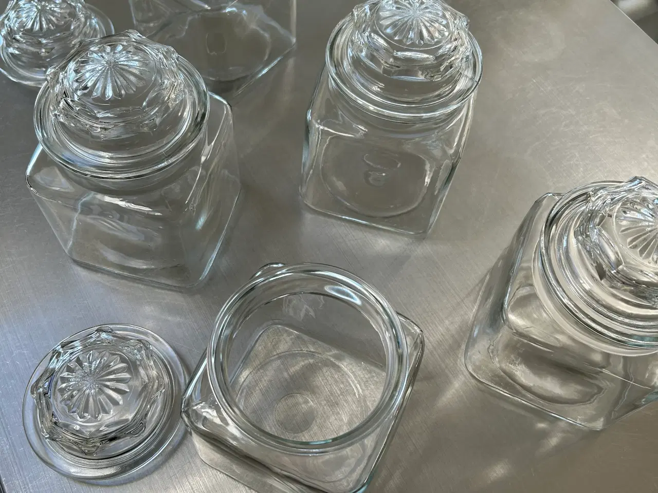 Billede 2 - 5 opbevaringsglas med låg