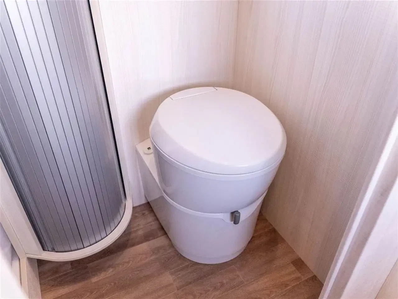 Billede 31 - 2020 - Ahorn ECO 680 Alkove   Velholdt kort Ahorn med alkove