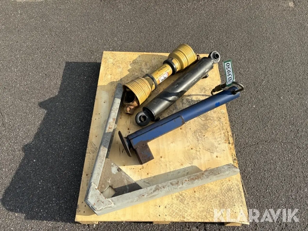Billede 9 - Hydraulikstempel, PTO, hydraulisk støtteben og A-ramme