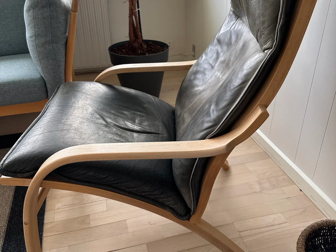 Billede 2 - 2 Mogens Hansen nr. 102 lænestole.