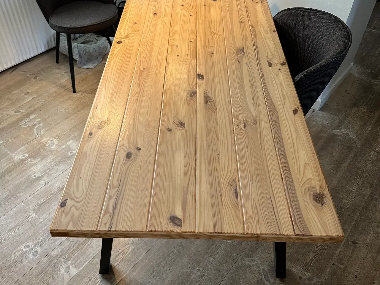 Billede 4 - Spisebord i plankebords stil