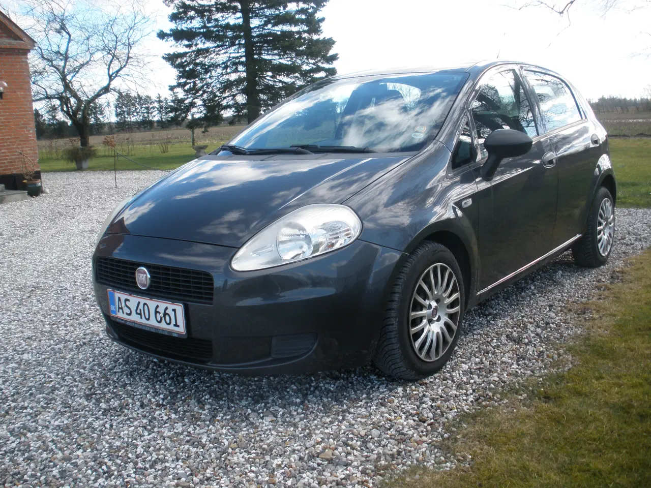 Billede 1 - Fiat Punto 1,2I 5 dørs