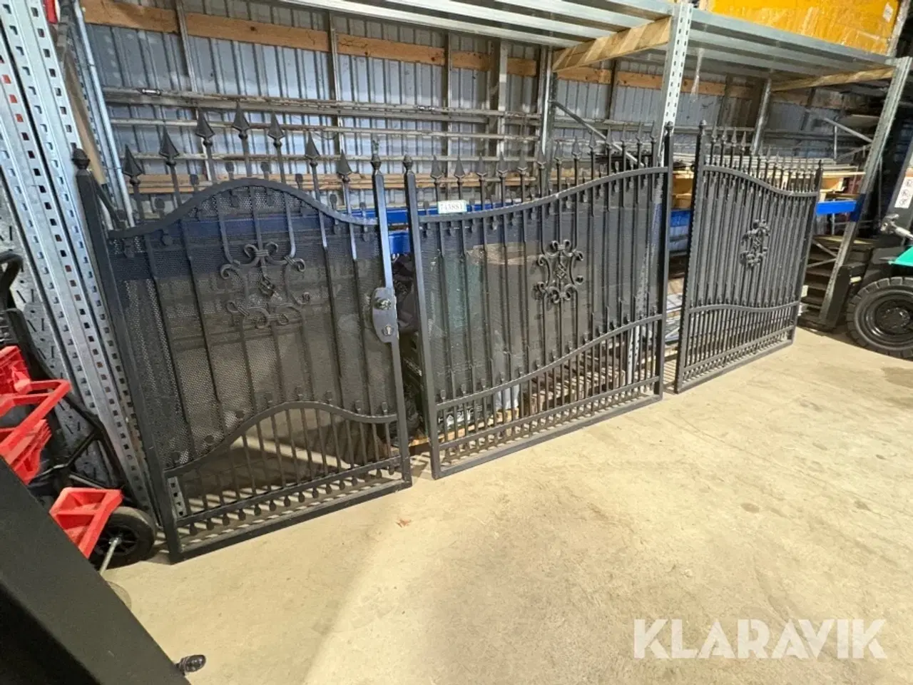 Billede 2 - Jernport og låge